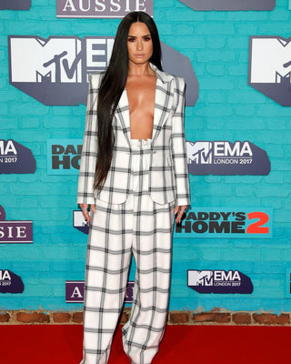 Demi Lovato In STYLAND styles by Law Roach – MTV EMAs